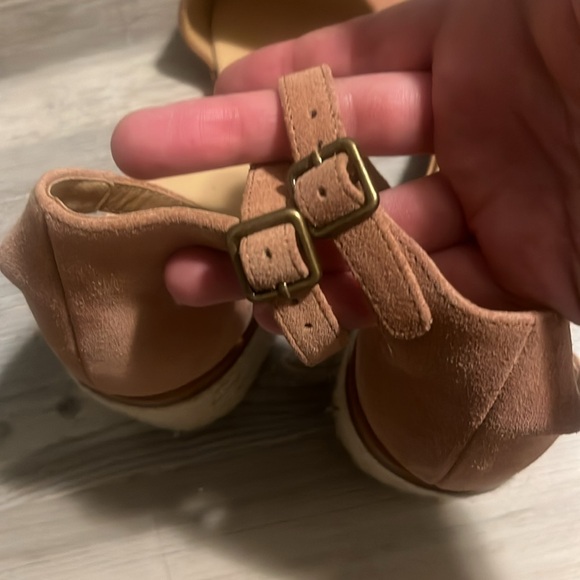 EUC Soludos Capri Raffia Suede Mid Block Heels - Picture 9 of 10